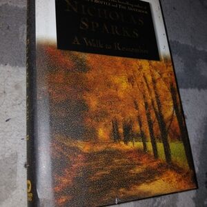 A Walk To Remember Book Like New - BUY ONE ITEM CHOOSE ONE FREE